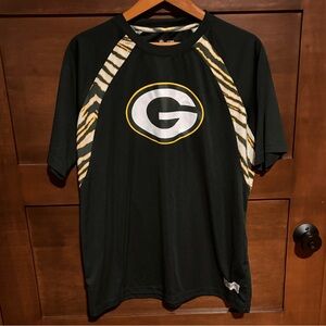 NFL Team Apparel Green Bay Packers ZUBAZ performance T-Shirt